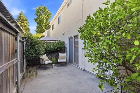 4010 Knoll Top Ct, Carmichael, CA 95608 photo 21