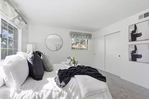 4010 Knoll Top Ct, Carmichael, CA 95608 photo 17