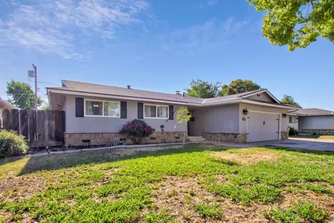 3195 Nottingham, Merced, CA 95340