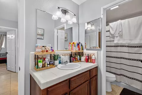 Bath - 3195 Nottingham, Merced, CA 95340 photo 1 of 1