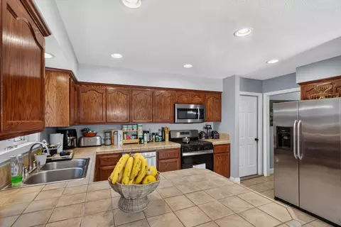Kitchen - 3195 Nottingham, Merced, CA 95340 photo 1 of 2