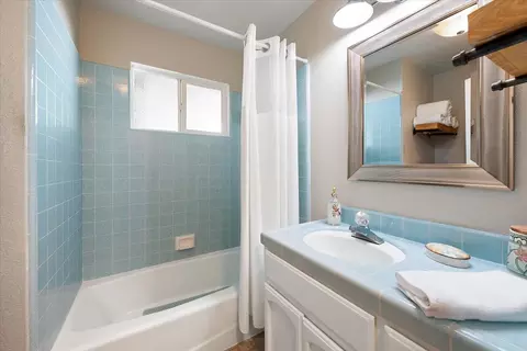 Bath - 2939 Letitia Ave, Placerville, CA 95667 photo 1 of 2
