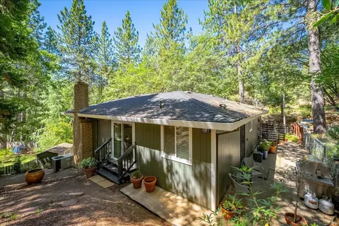 Exterior - 2939 Letitia Ave, Placerville, CA 95667 photo 16 of 24