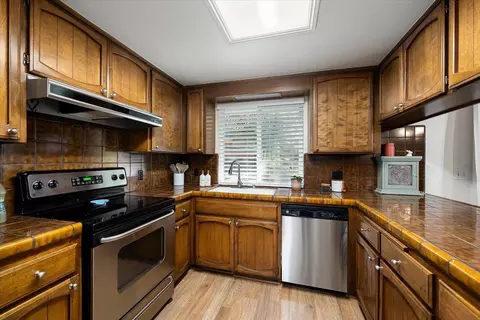 Kitchen - 2939 Letitia Ave, Placerville, CA 95667 photo 2 of 3