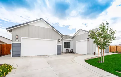 8471 Tulip Ct, Roseville, CA 95747