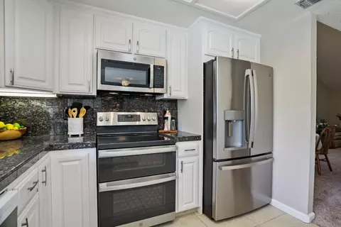 952 Scarlett, Tracy, CA 95376 photo 14