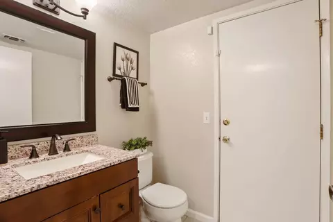 952 Scarlett, Tracy, CA 95376 photo 22