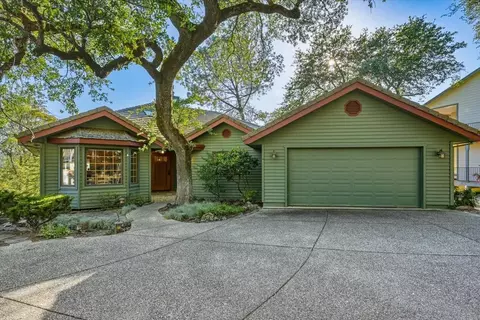 13868 Hemlock Dr, Penn Valley, CA 95946