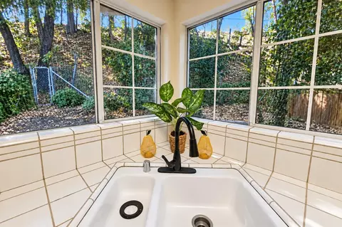 Kitchen - 2495 Coloma Ct, Placerville, CA 95667 photo 4 of 4