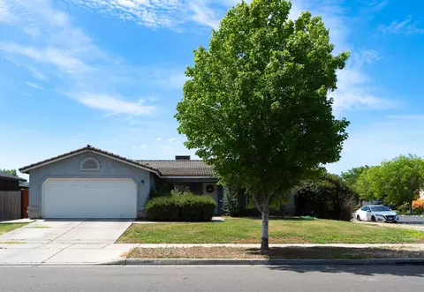 Exterior - 12 E San Clemente Dr, Merced, CA 95341 photo 2 of 9