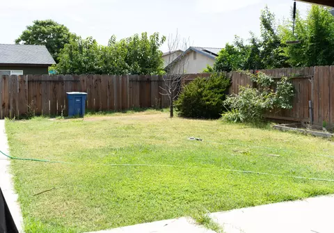 Exterior - 12 E San Clemente Dr, Merced, CA 95341 photo 6 of 9