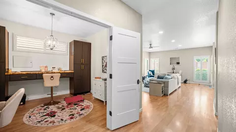 Entry Way - 2561 Central Park Dr, Lodi, CA 95242 photo 2 of 2