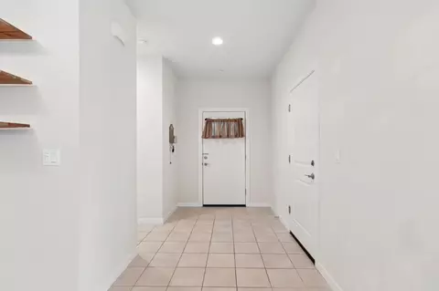 Entry Way - 270 Grande Ave, Davis, CA 95616 photo 2 of 3