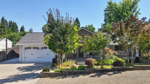 8560 Shawnee Ave, Fair Oaks, CA 95628