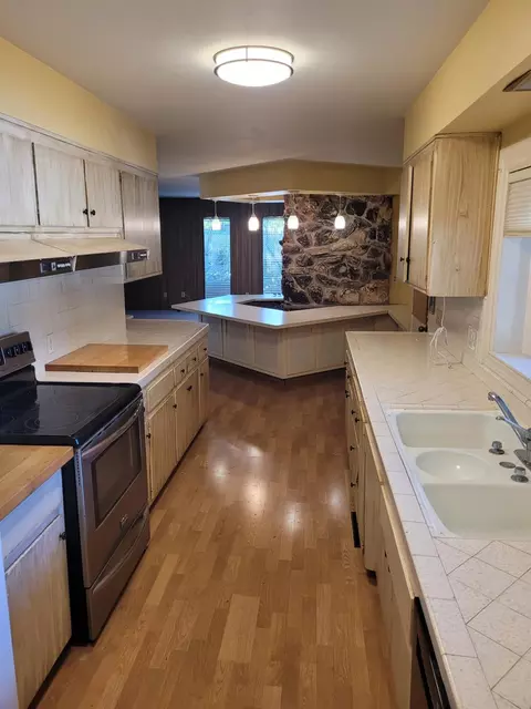 Kitchen - 4247 Mapel Ln, Carmichael, CA 95608 photo 1 of 1