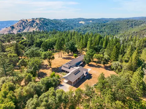 4000 Twin Ridges Rd, Placerville, CA 95667
