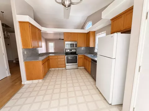 1101 Citrus Ct, Modesto, CA 95350 photo 3
