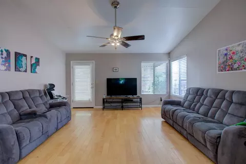 1101 Citrus Ct, Modesto, CA 95350 photo 23