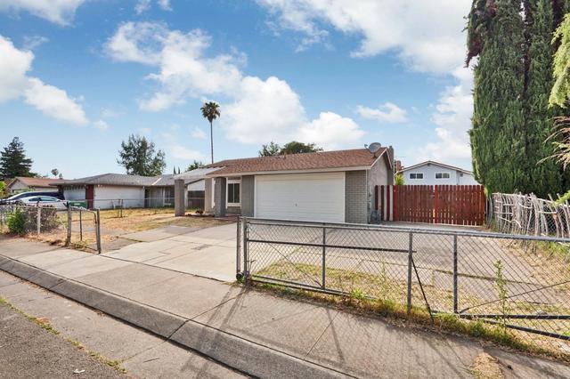 1117 Knickerbocker Dr, Stockton, CA 95210