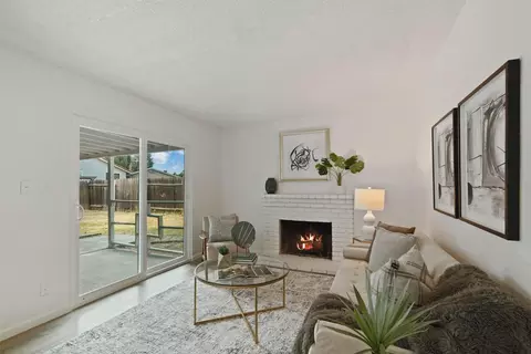Living - 1117 Knickerbocker Dr, Stockton, CA 95210 photo 5 of 6