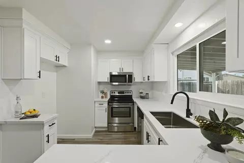 Kitchen - 1117 Knickerbocker Dr, Stockton, CA 95210 photo 4 of 4