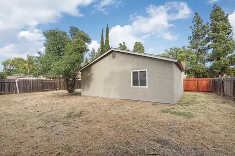 Exterior - 1117 Knickerbocker Dr, Stockton, CA 95210 photo 9 of 13