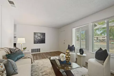 Living - 1117 Knickerbocker Dr, Stockton, CA 95210 photo 3 of 6