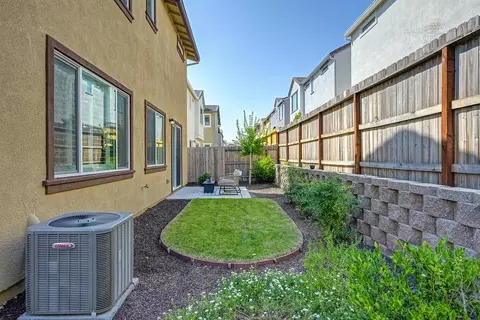 3502 Williamson Dr, Folsom, CA 95630 photo 44