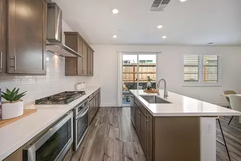 3502 Williamson Dr, Folsom, CA 95630 photo 17