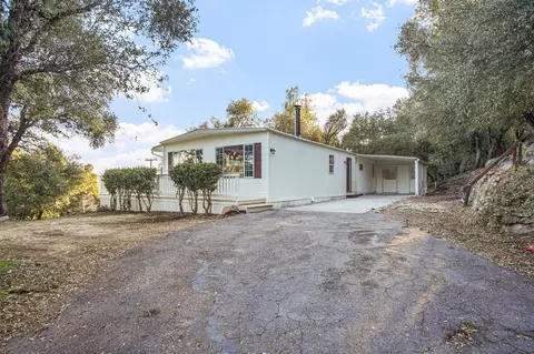 20718 Lower Hillview Dr, Sonora, CA 95370 photo 4