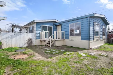 5412 Tully Rd, Modesto, CA 95356