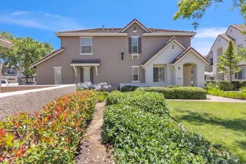 3801 Esplanade Cir, Folsom, CA 95630