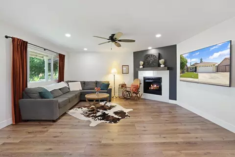 1342 7th St, Ripon, CA 95366 photo 8