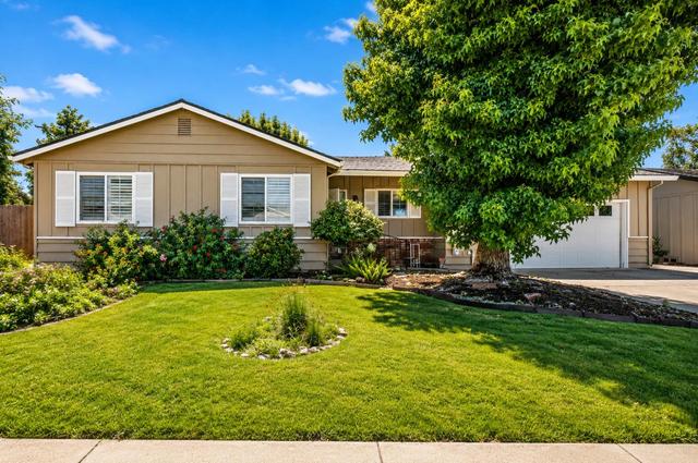 105 Coralie Way, Folsom, CA 95630