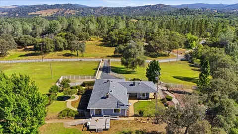 View/Area - 22233 Mccourtney Rd, Grass Valley, CA 95949 photo 11 of 11