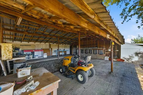 Exterior - 22233 Mccourtney Rd, Grass Valley, CA 95949 photo 30 of 43