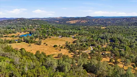 View/Area - 22233 Mccourtney Rd, Grass Valley, CA 95949 photo 6 of 11