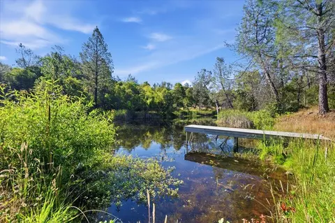 View/Area - 22233 Mccourtney Rd, Grass Valley, CA 95949 photo 2 of 11