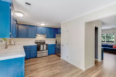 Kitchen - 1392 Oak Ridge Dr, Colfax, CA 95713 photo 6 of 6