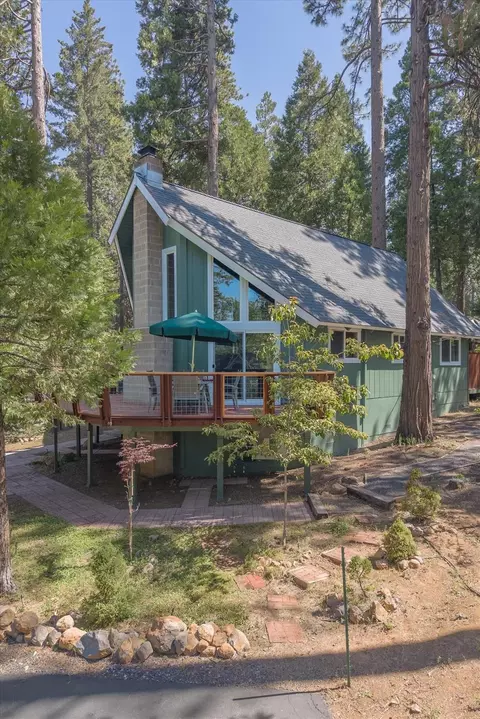 Exterior - 2218 Pardee Dr, Arnold, CA 95223 photo 4 of 15