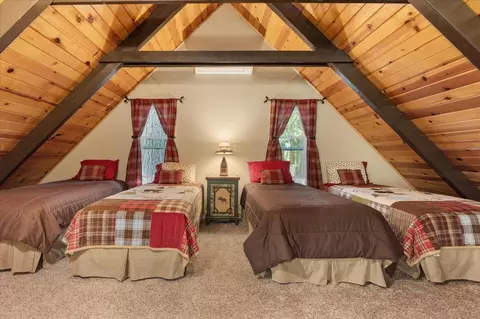 Bedroom - 2218 Pardee Dr, Arnold, CA 95223 photo 4 of 5