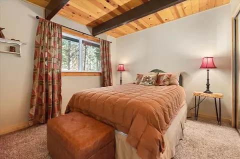 Bedroom - 2218 Pardee Dr, Arnold, CA 95223 photo 2 of 5