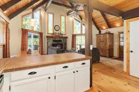 Kitchen - 2218 Pardee Dr, Arnold, CA 95223 photo 4 of 4