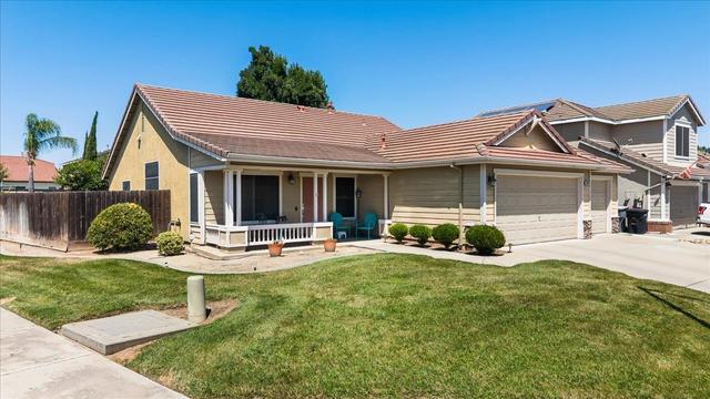 2901 Gambler Hill Ct, Riverbank, CA 95367