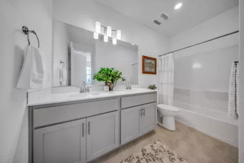 Bath - 3077 Delta Coves Dr, Bethel Island, CA 94511 photo 3 of 3