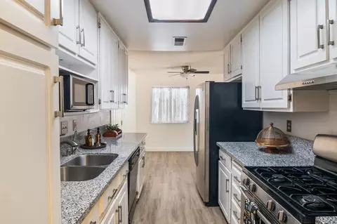Kitchen - 844 Emory Ct, Merced, CA 95341 photo 3 of 7