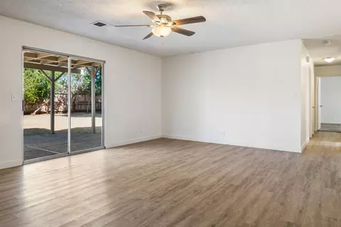 Living - 844 Emory Ct, Merced, CA 95341 photo 1 of 5