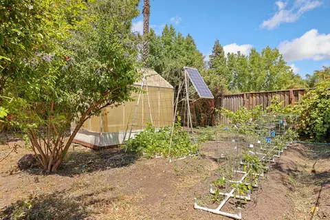 Exterior - 1935 Foxtail Ct, Tracy, CA 95376 photo 14 of 18