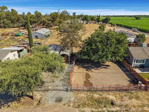 View/Area - 10332 E Ada Ave, Stockton, CA 95215 photo 4 of 17