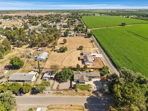View/Area - 10332 E Ada Ave, Stockton, CA 95215 photo 9 of 17